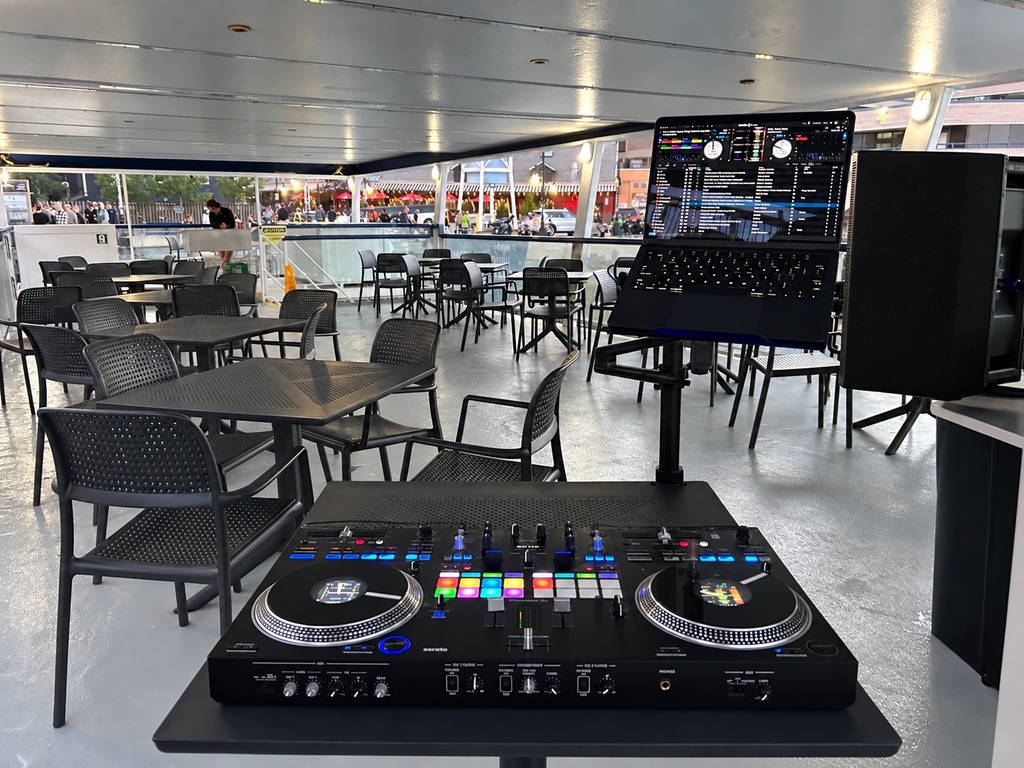DJ Rich compact professional setup on a boat